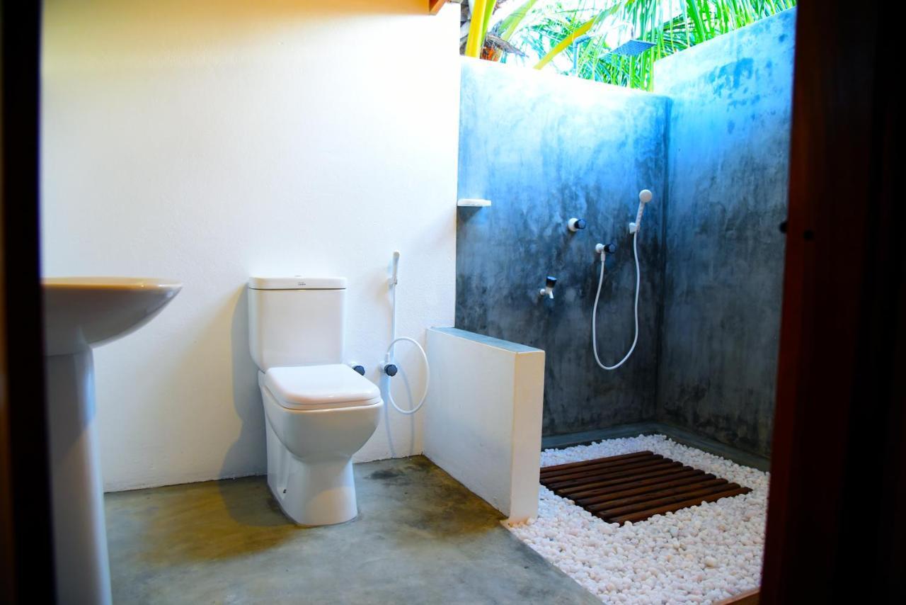 Prime Surfers Bungalow Arugam Bay Exterior photo